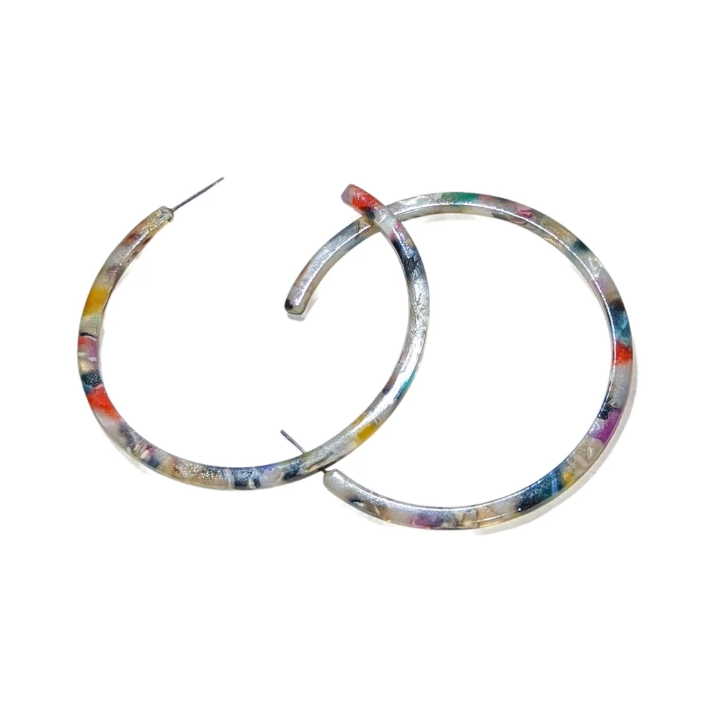 🙋 10/$20. Multicolor Oversized Hoop Earrings